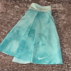 Nike golf skirt